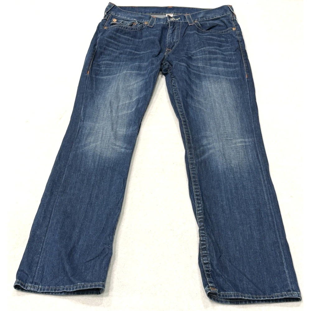 True Religion Mens Jeans size 36 straight leg World Tour